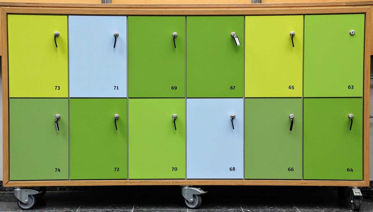 locker, closing compartments, waste tray read, safe, security, locker, locker, locker, locker, locker